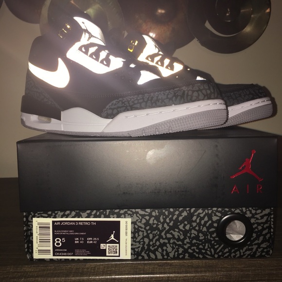 Jordan 3 Tinker - Picture 2 of 3